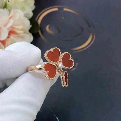 DIANA SWEET CLOVER CARNELIAN RING