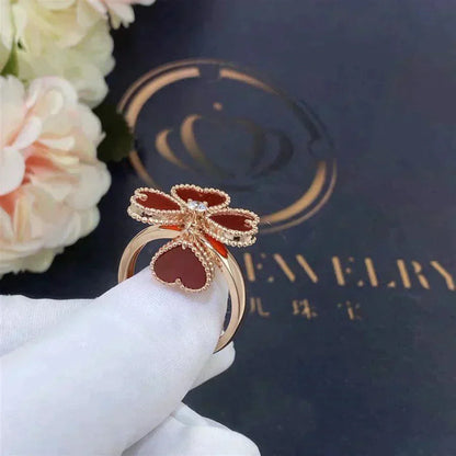 DIANA SWEET CLOVER CARNELIAN RING