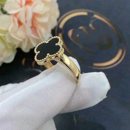 DIANA CLOVER ONYX RING