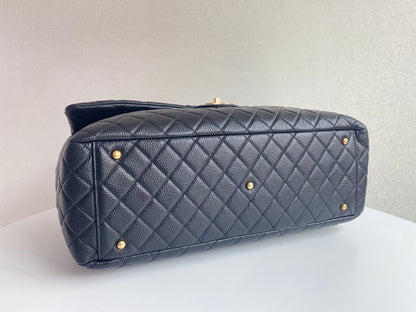 FLAP BAG 46CM GOLD HARDWARE BLACK CALFSKIN