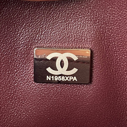 Medium Classic Flap Bag 23cm Black Caviar Silver Hardware